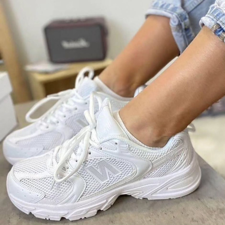کتونی نیوبالانس 530 تمام سفید – سبک، شیک و مناسب استایل روزمره