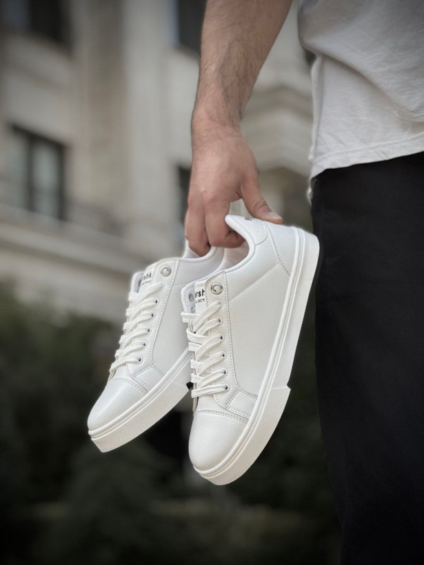 کتونی ونس برشکا – سبک، راحت و مناسب استایل روزمره و خیابانی